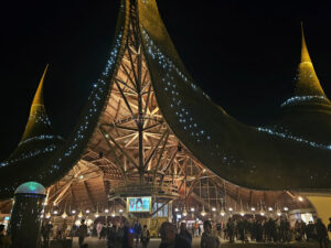 10 Jahre Treue belohnt: Ein Wochenende im Efteling-Park für unseren Mitarbeiter!